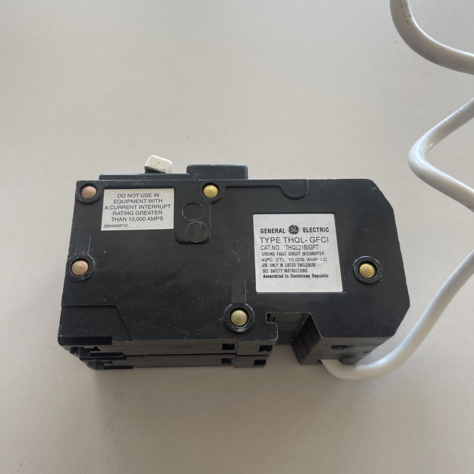 General Electric Ground Vault Circuit Interrupter THQL2160GFT