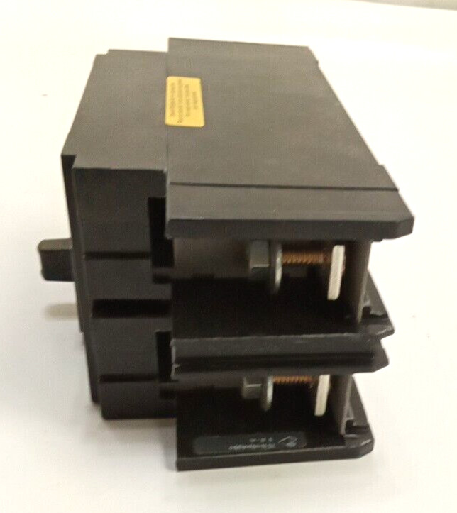 Square D QDP22100TM Circuit Breaker PowerPacT Q 100A 2P 240VAC~50/60Hz 25kA Lugs