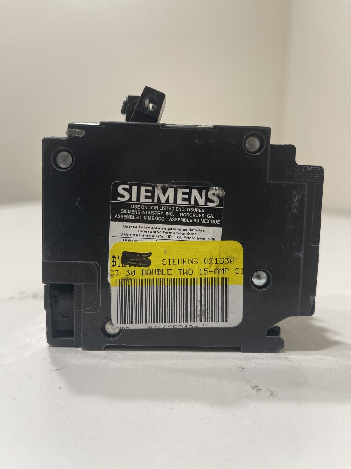 Q21530CT 30 Double Two 15-Amp Single Pole Circuit Breaker, Black