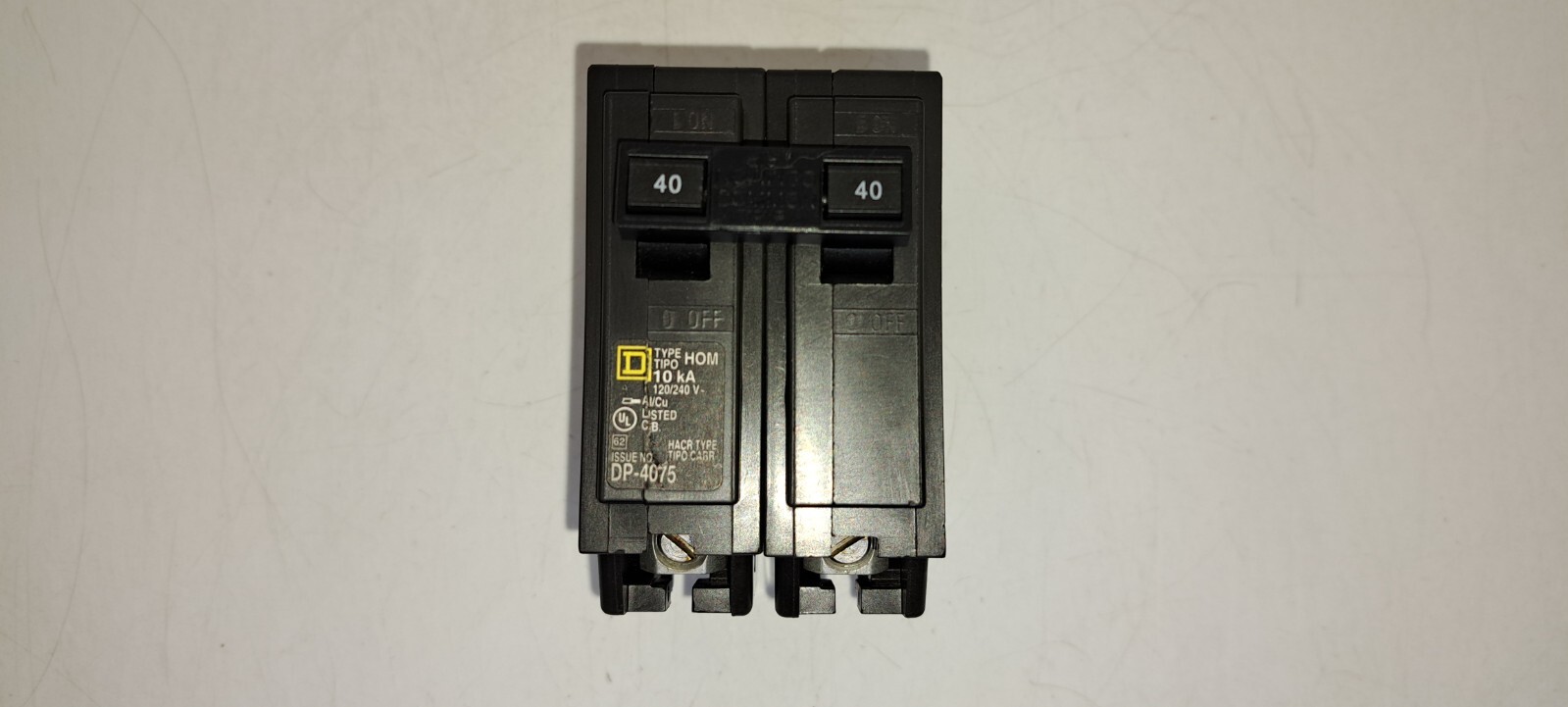 SQUARE D HOM240 40 Amp 2 Pole 120/240V Plug In Circuit Breaker NEW