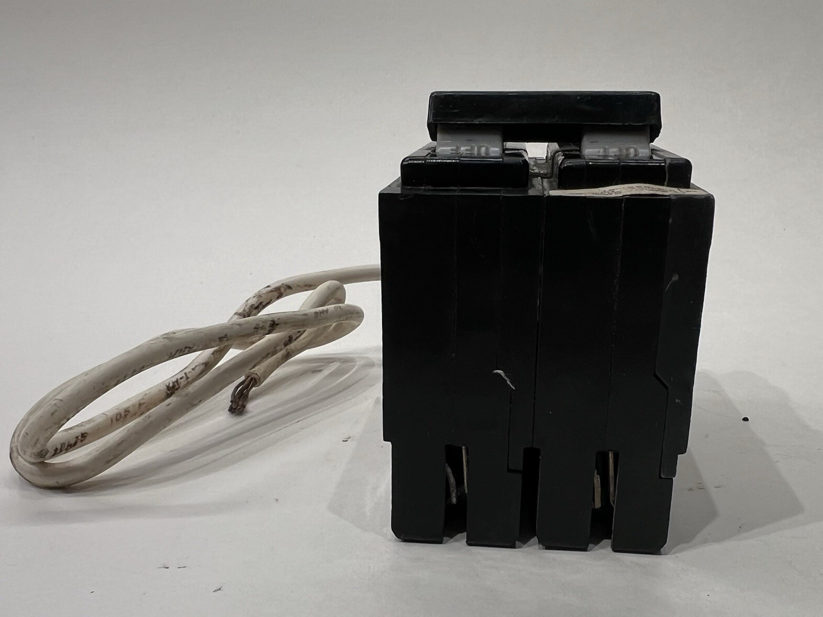 Challenger Eaton GFTCB240 / GFCB240 2 Pole 40 Amp 240 Volt type HAGF GFI GFCI