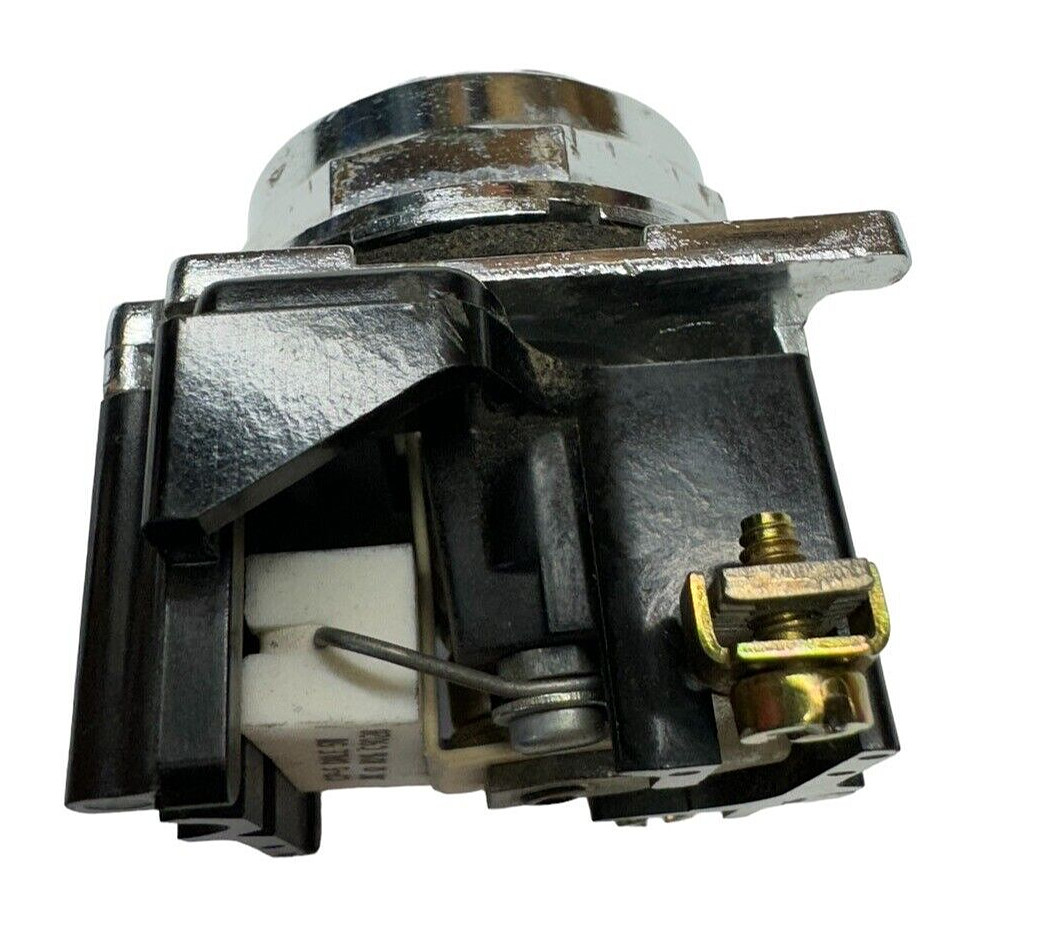 Cutler-Hammer 10250T201 Standard Indicator Light – 120VAC/VDC, Res. 1 Hole Mtg