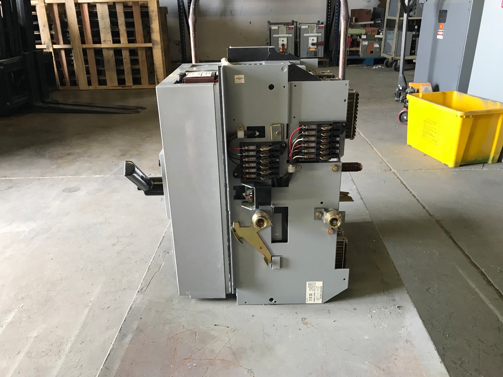 GE POWER BREAK 3000 AMP 600V 3 POLE TC3030TTE1R C330LI TR30B3000 USED E-OK