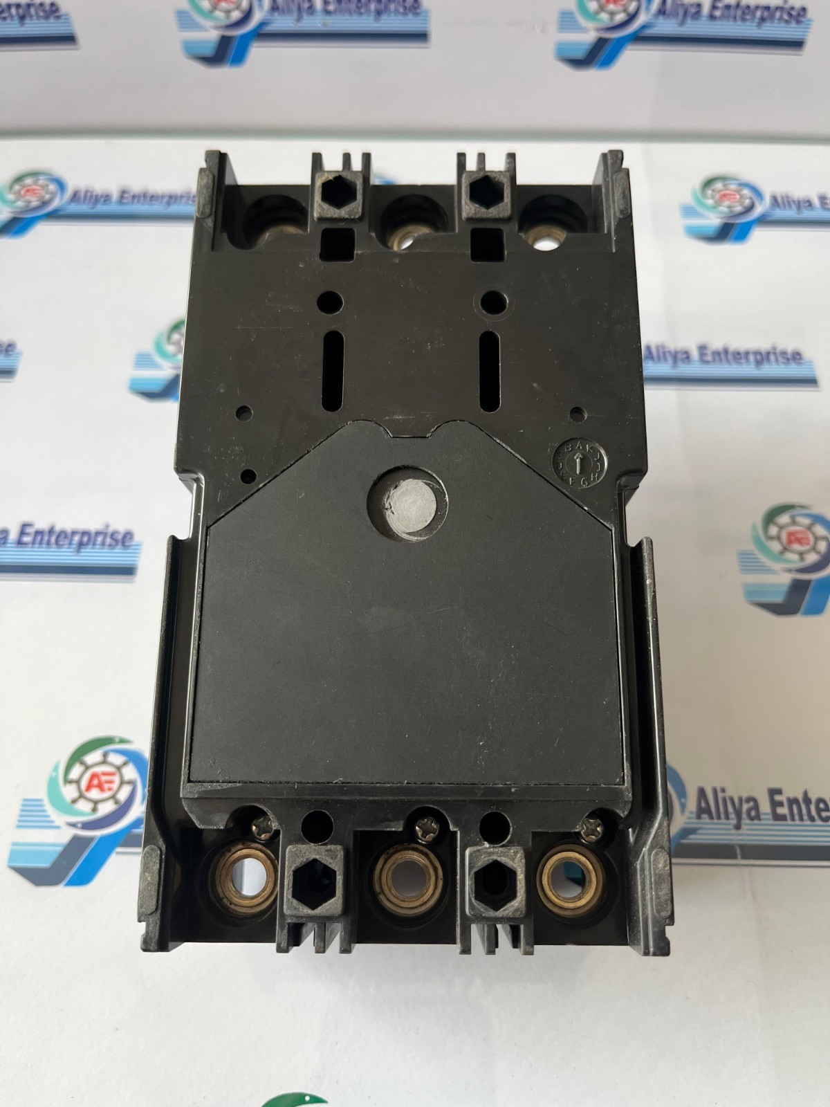 TERASAKI XS100NB TEMBREAK 15A 3POLE CIRCUIT BREAKER FREE SHIPPING MADE MALESIA
