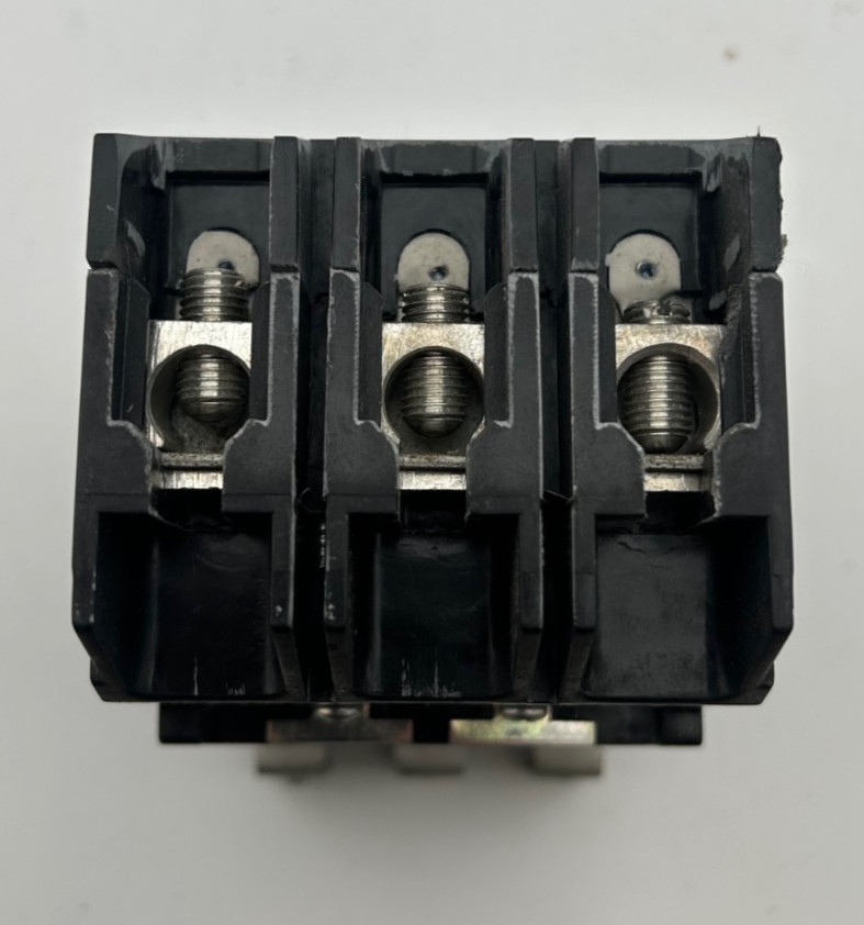 GE TEY TEY350 Circuit Breaker 3 pole 50 amp 480/277v Bolt On – Warranty