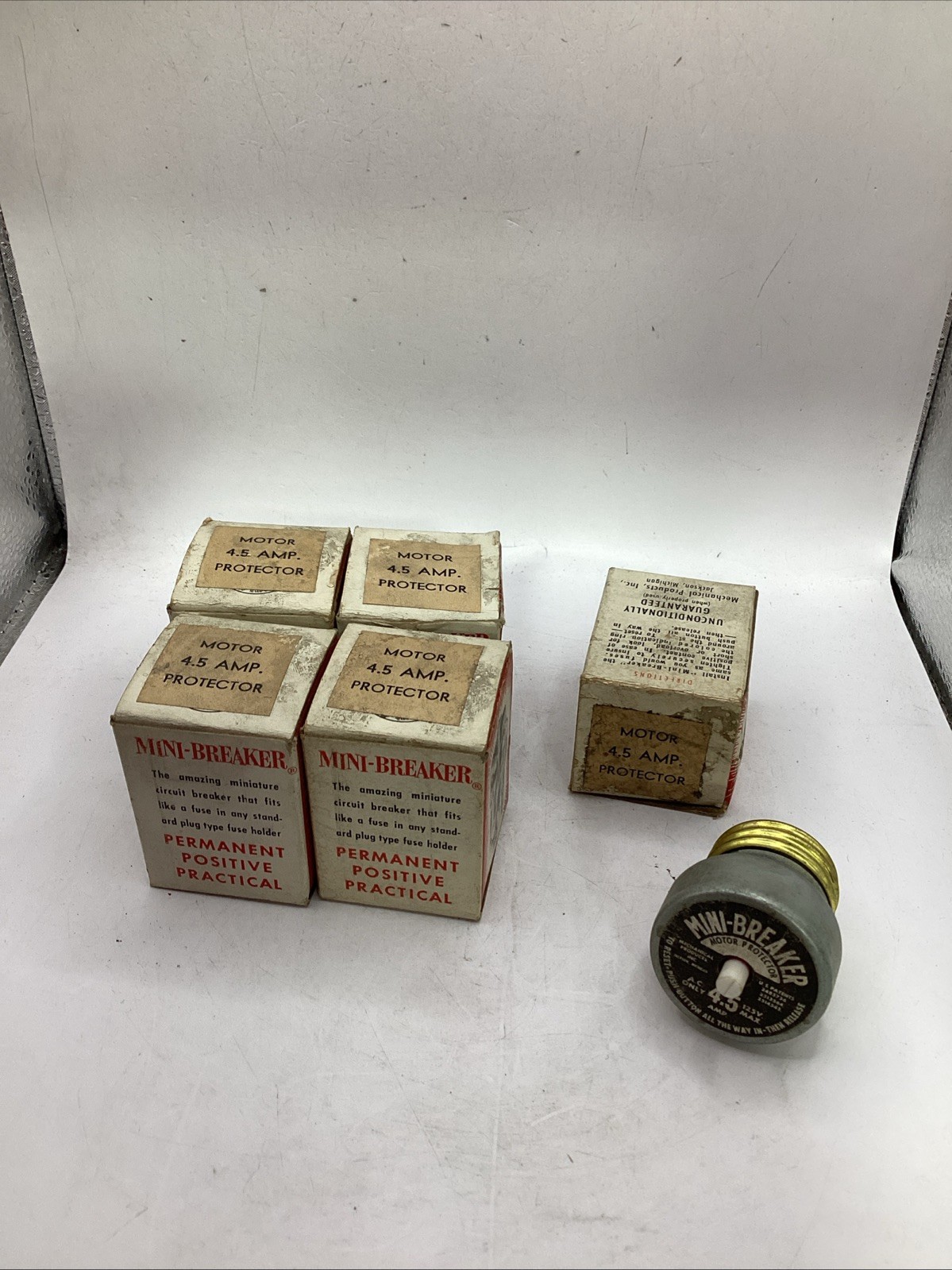 Used Lot Of 5 4.5 Amp Mini Breaker screw in fuse Motor Protector