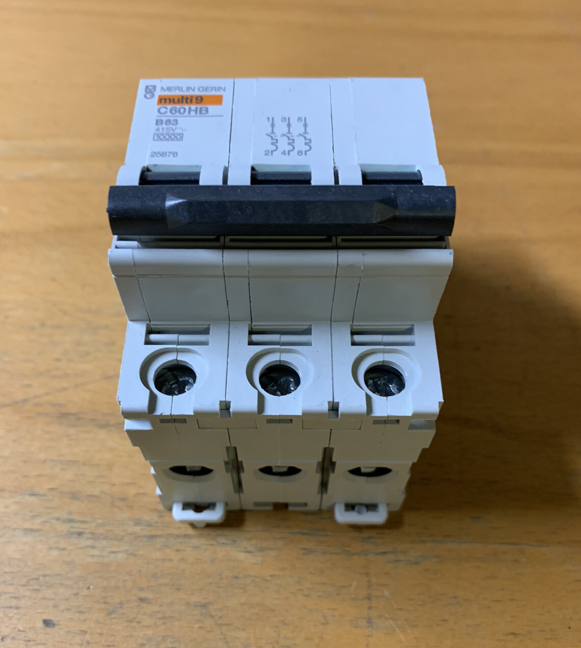 MERLIN GERIN C60HB363 440V 63A Miniature Circuit Breaker