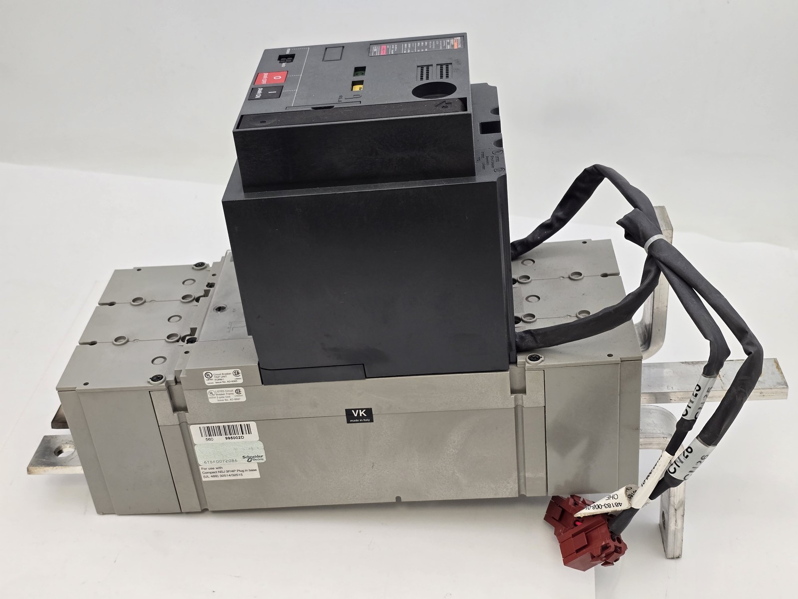 Merlin Gerin NSJ600H Molded Case Circuit Breaker 600A 600V 25kA 3P 50/60Hz
