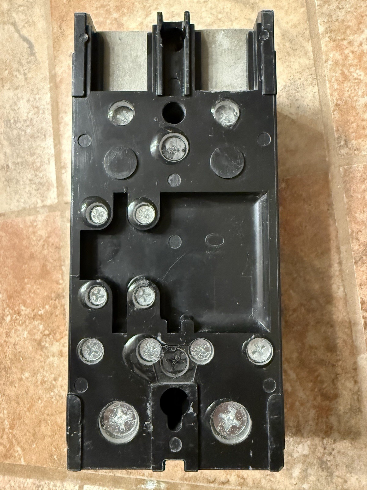 Square D QBL22225 225A 240V 2-Pole Circuit Breaker Tested Excellent