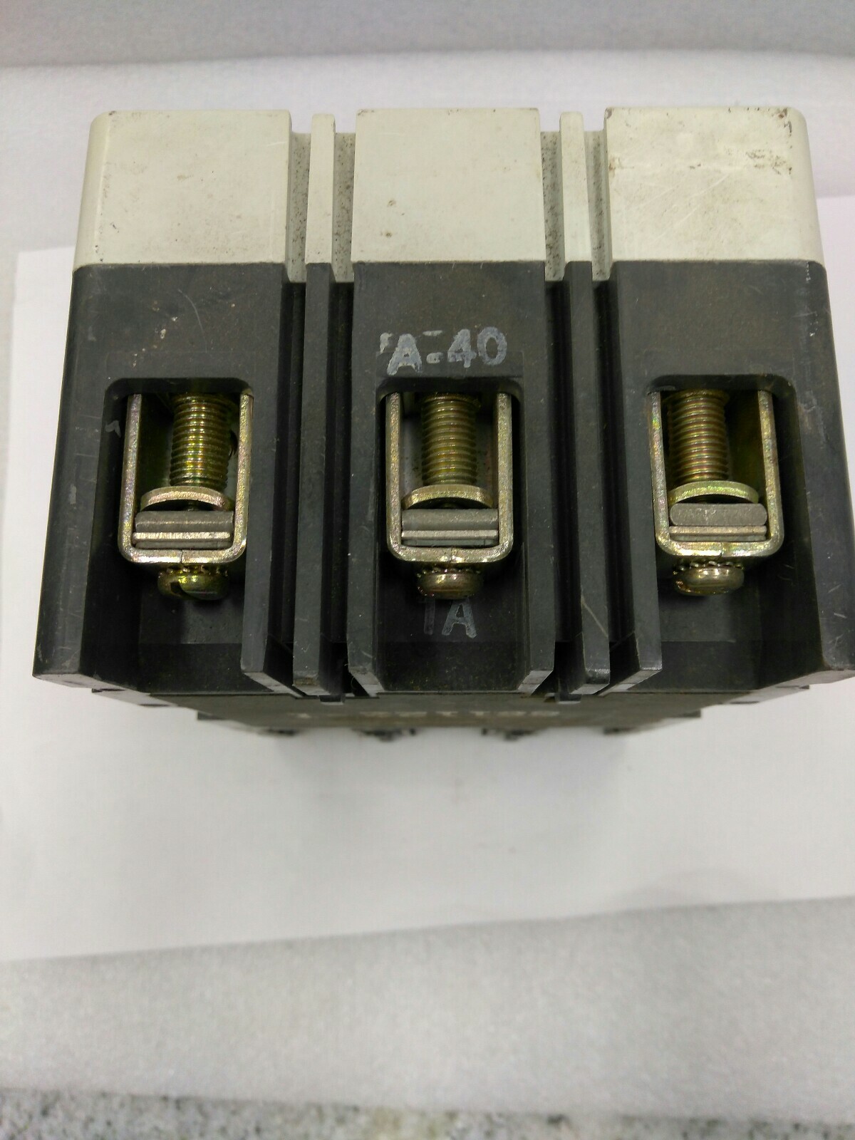 Westinghouse EHD3040 Molded Case Breaker 40A, 3p, 480VA ,TYPE EHD -14K (17B1