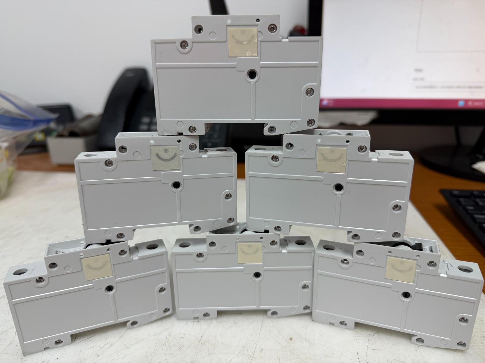 👀6) SIEMENS 5 – C10 5SX21 CIRCUIT BREAKERS 1 – D25 CIRCUIT BREAKER 1P 230/400V