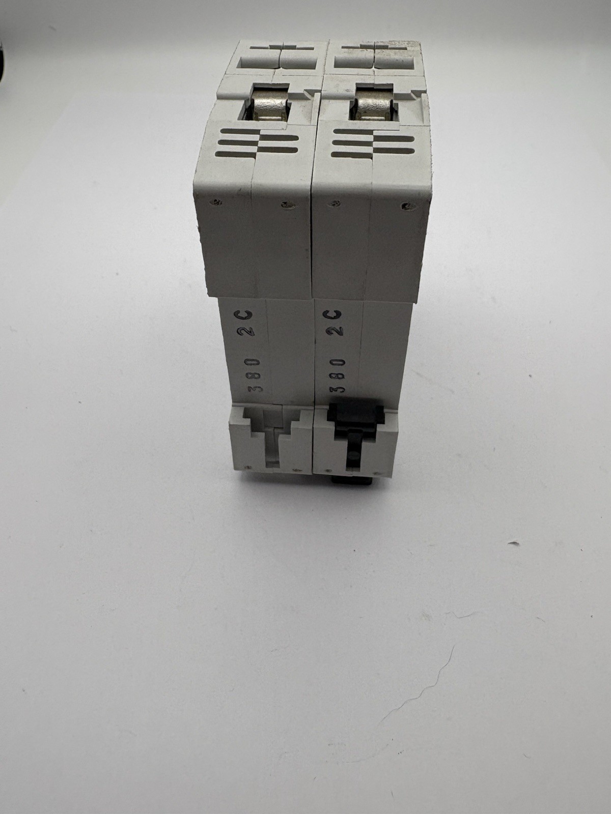 Allen-Bradley 1492-SP2C020 Supplementary Protector 2 Pole 2Amp Circuit Breaker