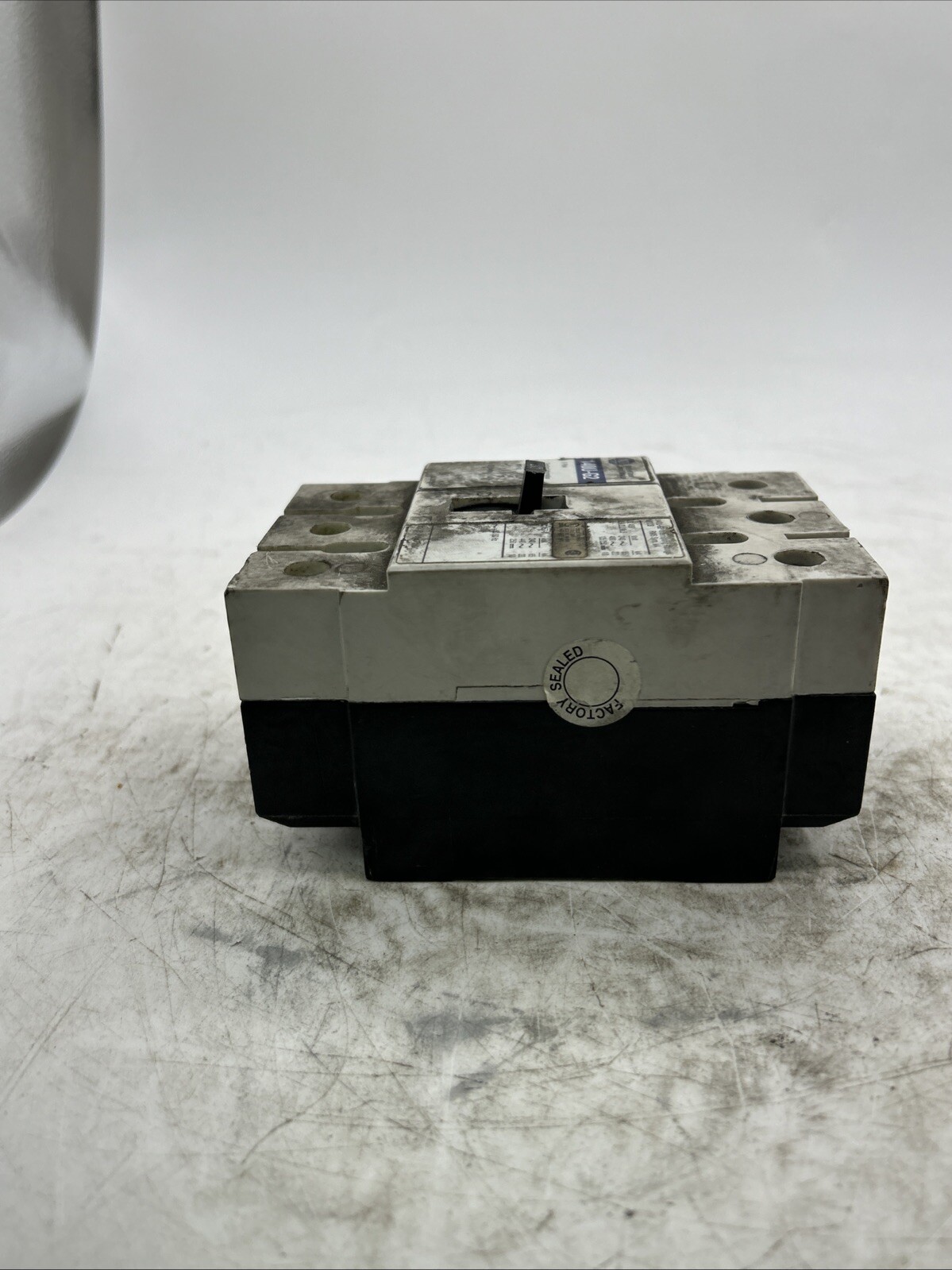 Allen Bradley 140U-G2 Circuit Breaker See Pics 30 Days Warranty