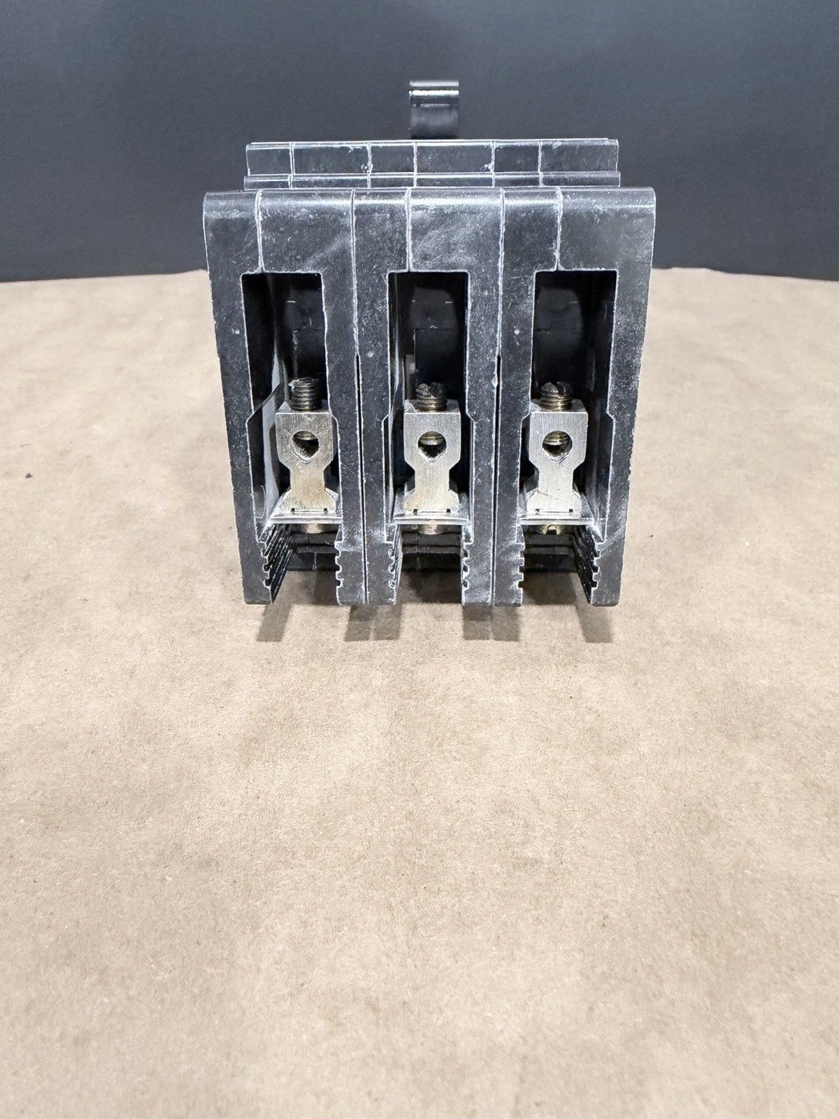 Square D EDB34020 3P Circuit Breaker 20A 480V