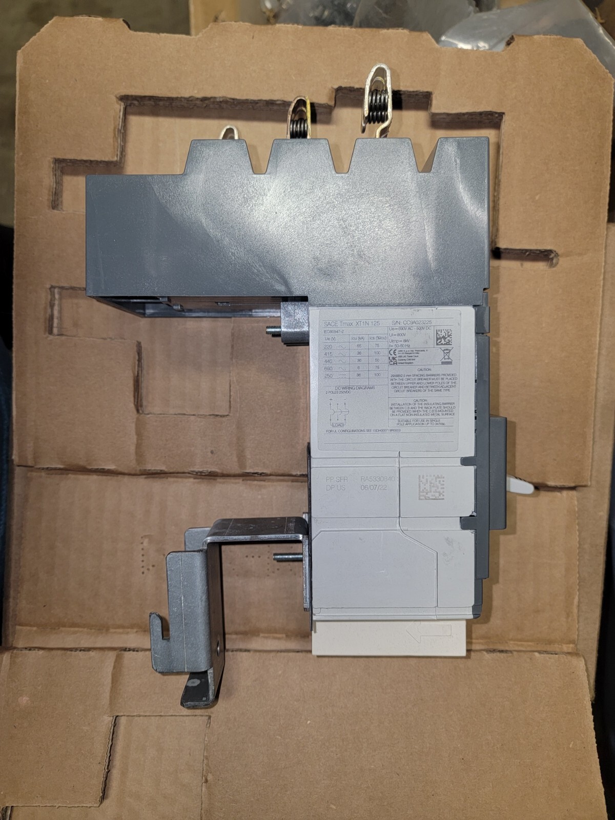 ABB, SACE TMAX XT1 N 125, 125 AMP, 3P, 240 V, 65KA / 480 V, 36KA Circuit Breaker
