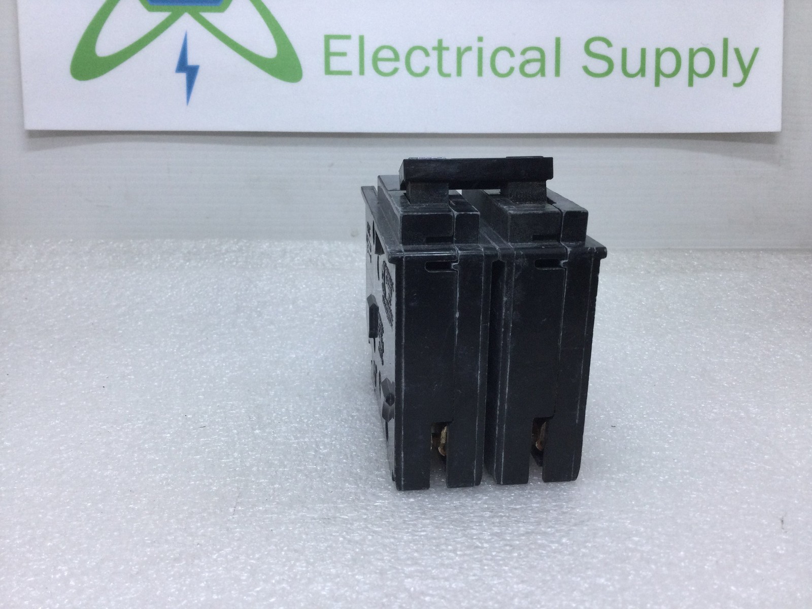 Square D HOM280 80 Amp 2 Pole 120/240V Circuit Breaker – Yellow Face