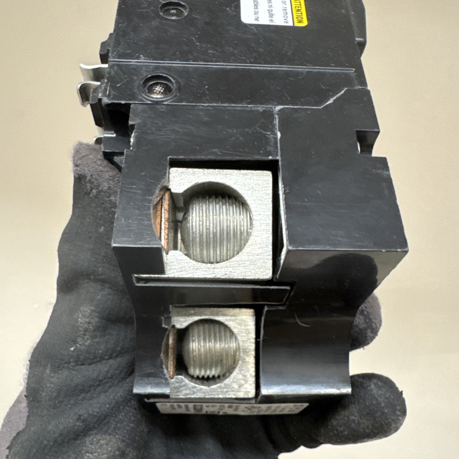 NEW Square D QO2200VH 200A 2Pole Circuit Breaker Type QO 240V FREESHIPPING