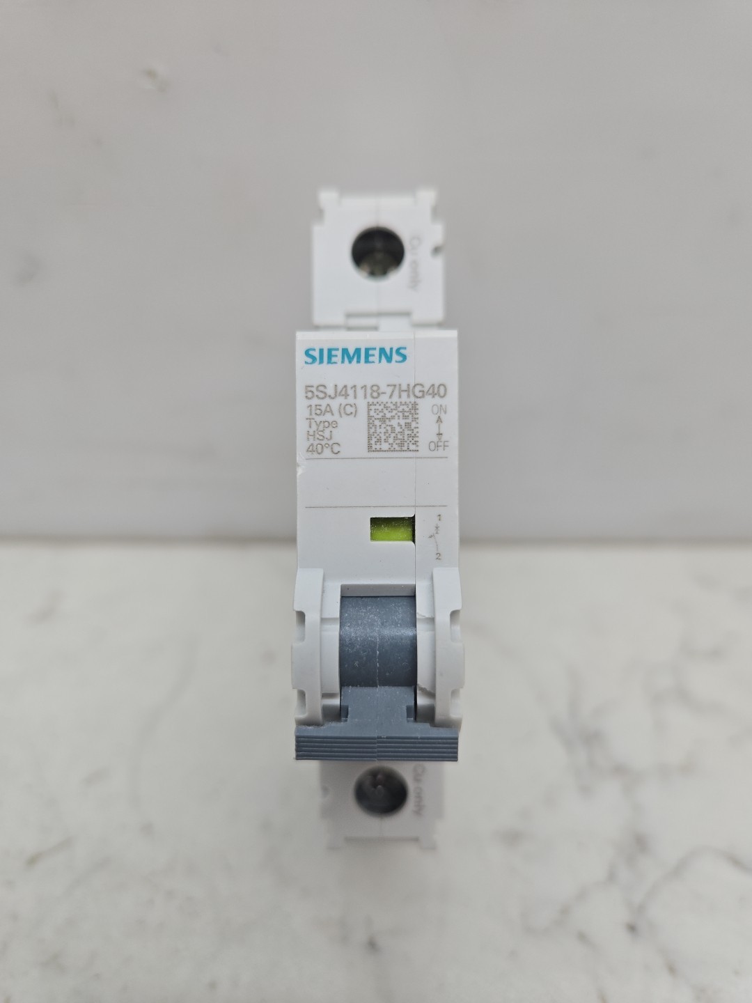 4 Pack Siemens 5SJ4118-7HG40 Circuit Breaker 1-Pole 15A 240Vac 60Vdc Din Rail