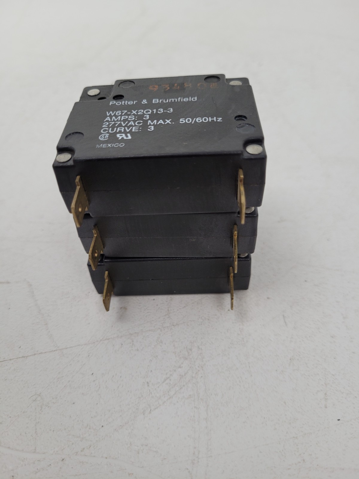 (Lot of 3) W67-X2Q13-3 Potter & Brumfield 3 Amp Circuit Breaker- Next Day Option