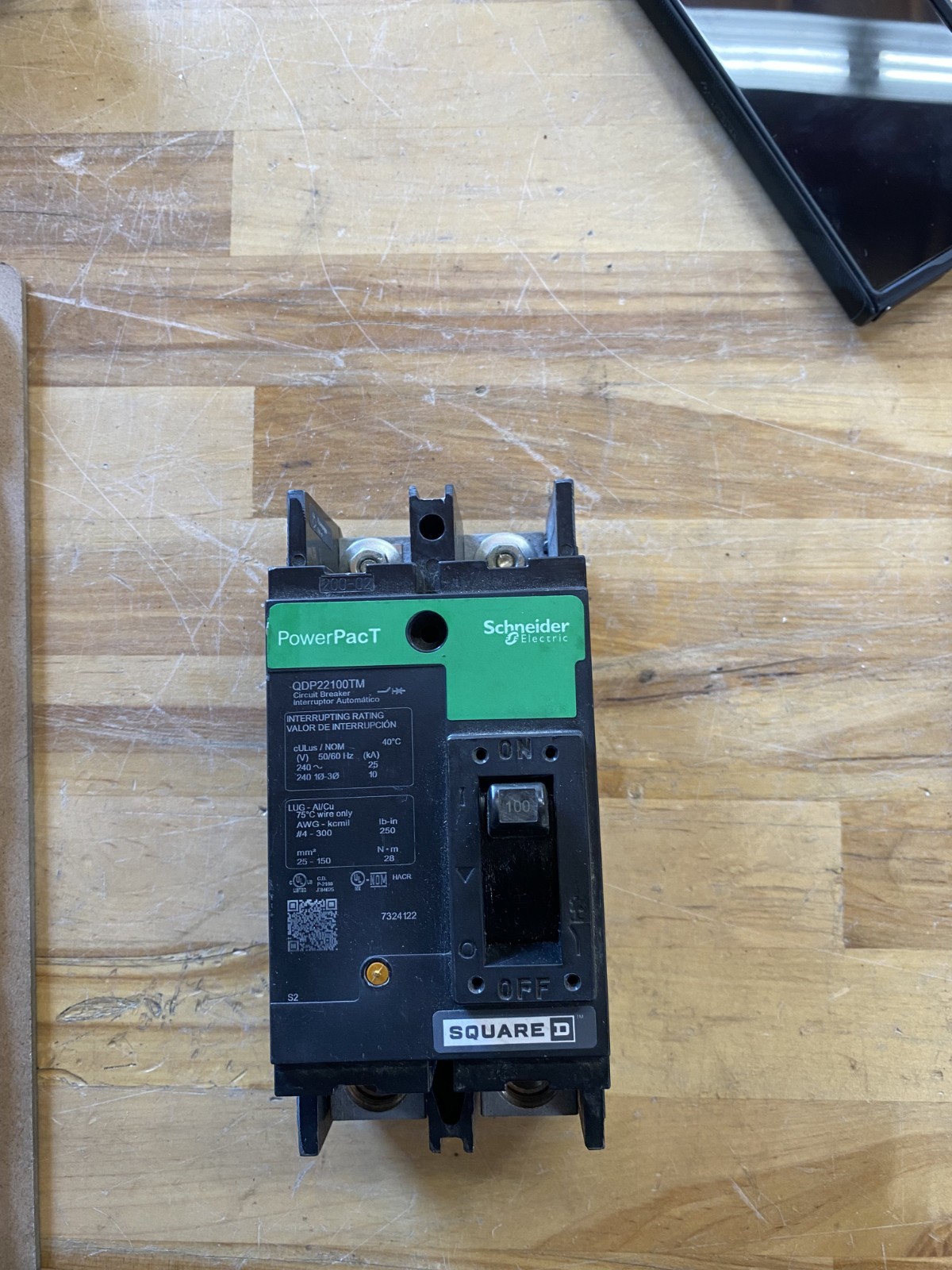 Square D QDP22100TM Circuit Breaker