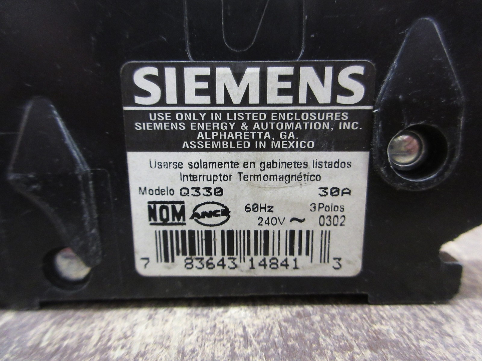 Siemens Type QP Clip-On Circuit Breaker Q330 30A 240V 3P *Chipped* Used