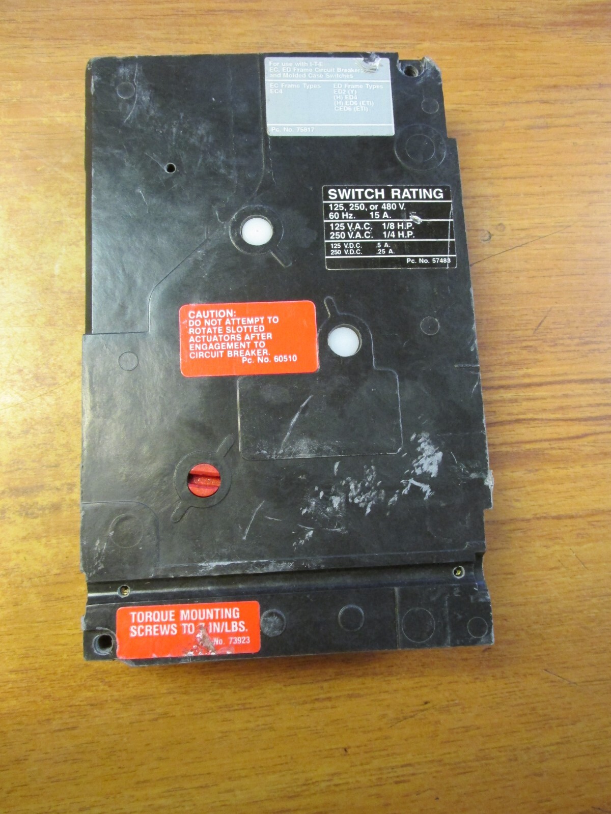 ITE ACCESSORY AUXILIARY SWITCH 15A, 125/250V, CAT# A01ED64 .. WI-17