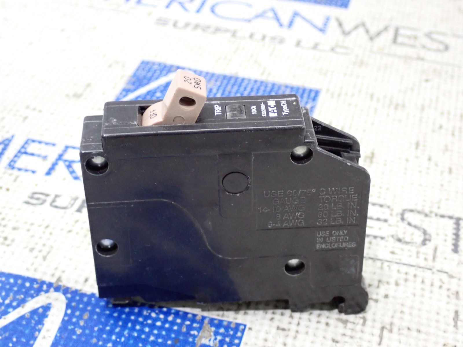 New Eaton CHF120 Single Pole 20 Amp 120/240 Volt Circuit Breaker Box of 10