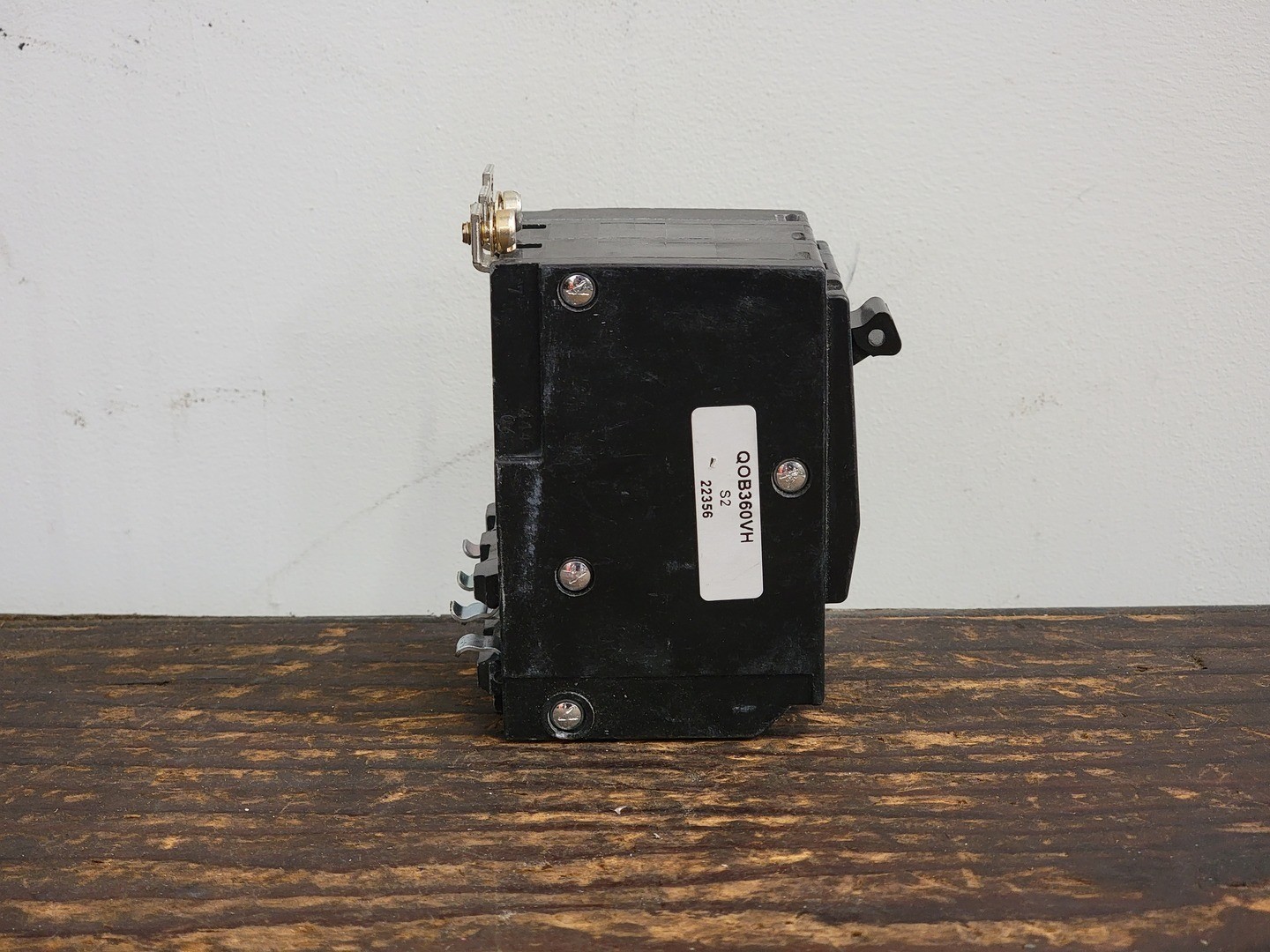 SURPLUS NEW SQUARE D QOB360VH 60 Amp, 3 Pole, 240 volts Circuit Breaker
