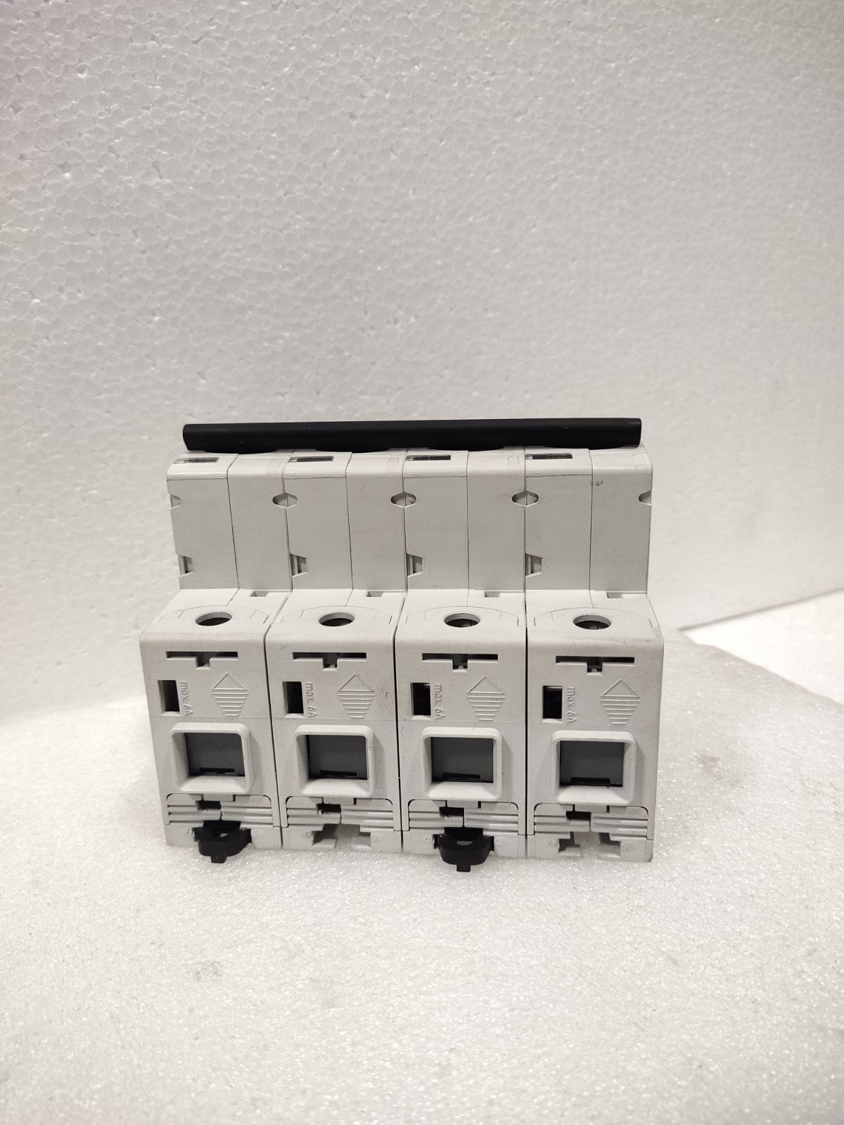ABB S804B-C125/2CCS814001R0844 4 POLE CIRCUIT BREAKER MADE IN SWITZERLAND