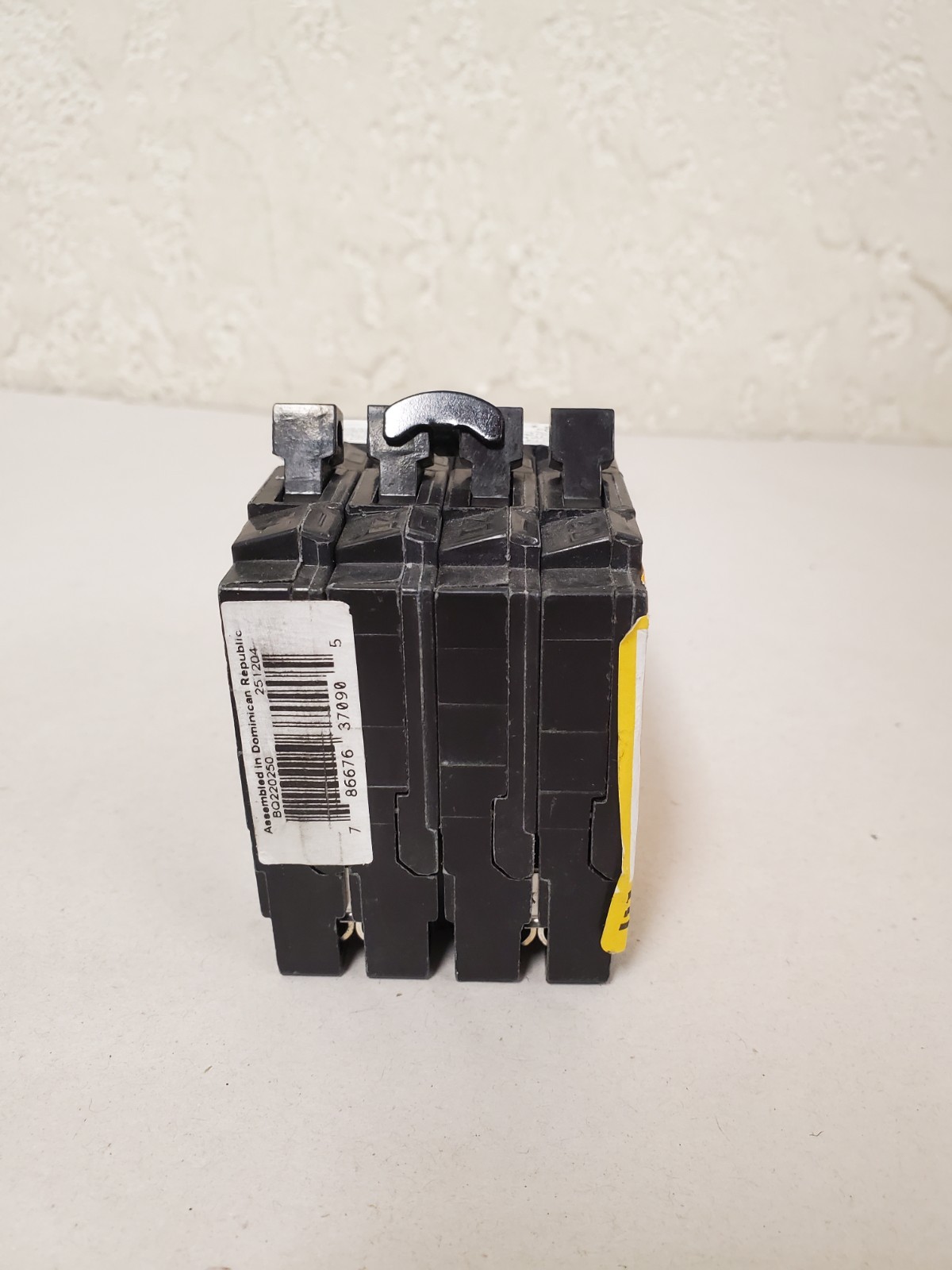 Eaton BR 1-20 Amp 2 Pole & 1-50 Amp 2 Pole BQ Quad Circuit Breaker (BQ220250)