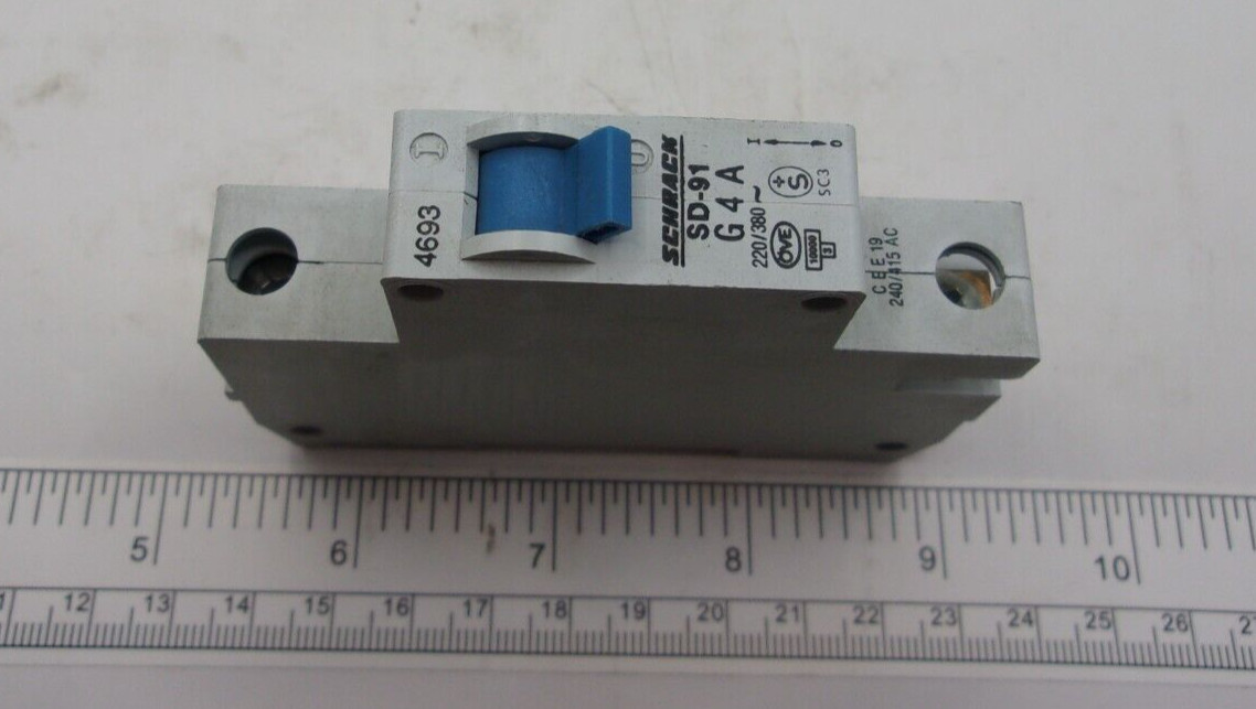 Schrack SD-91, Circuit Breaker 1 POLE 220/380V G 4 A, 2192A