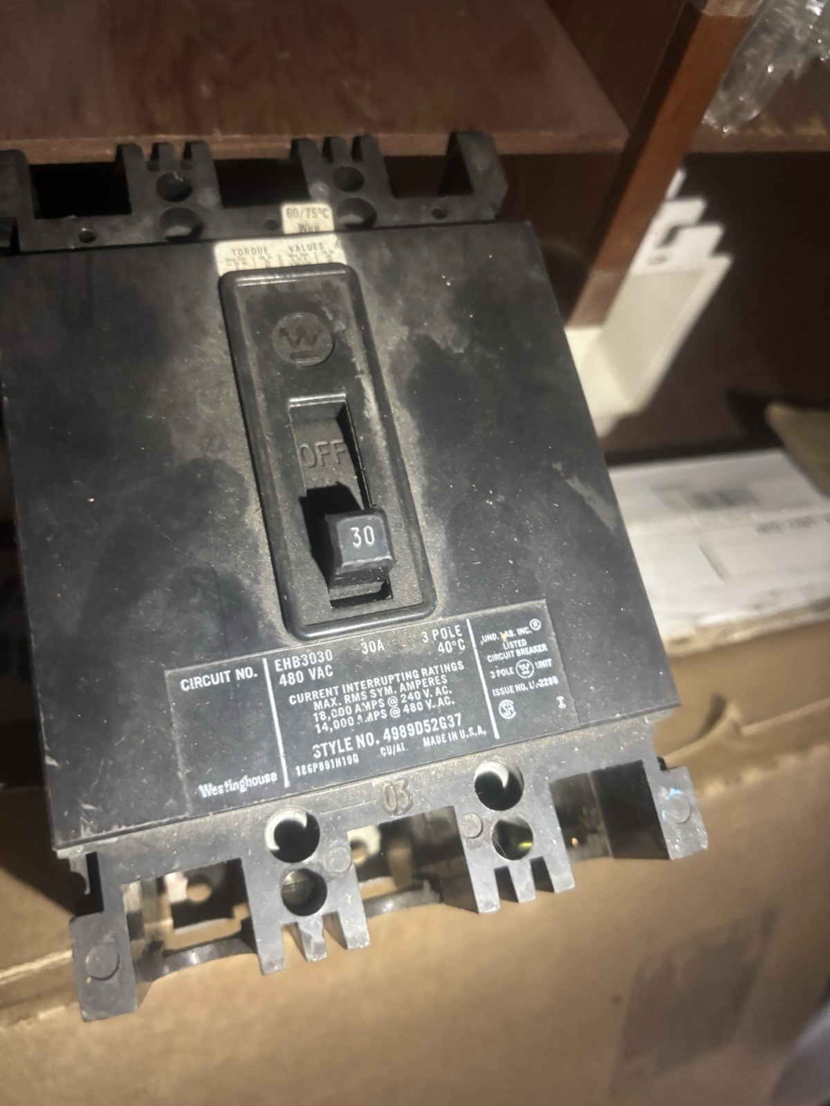 Crouse-Hinds MH115R 15Amp 120v Circuit Breaker Right Hook brand new (10 Pack)