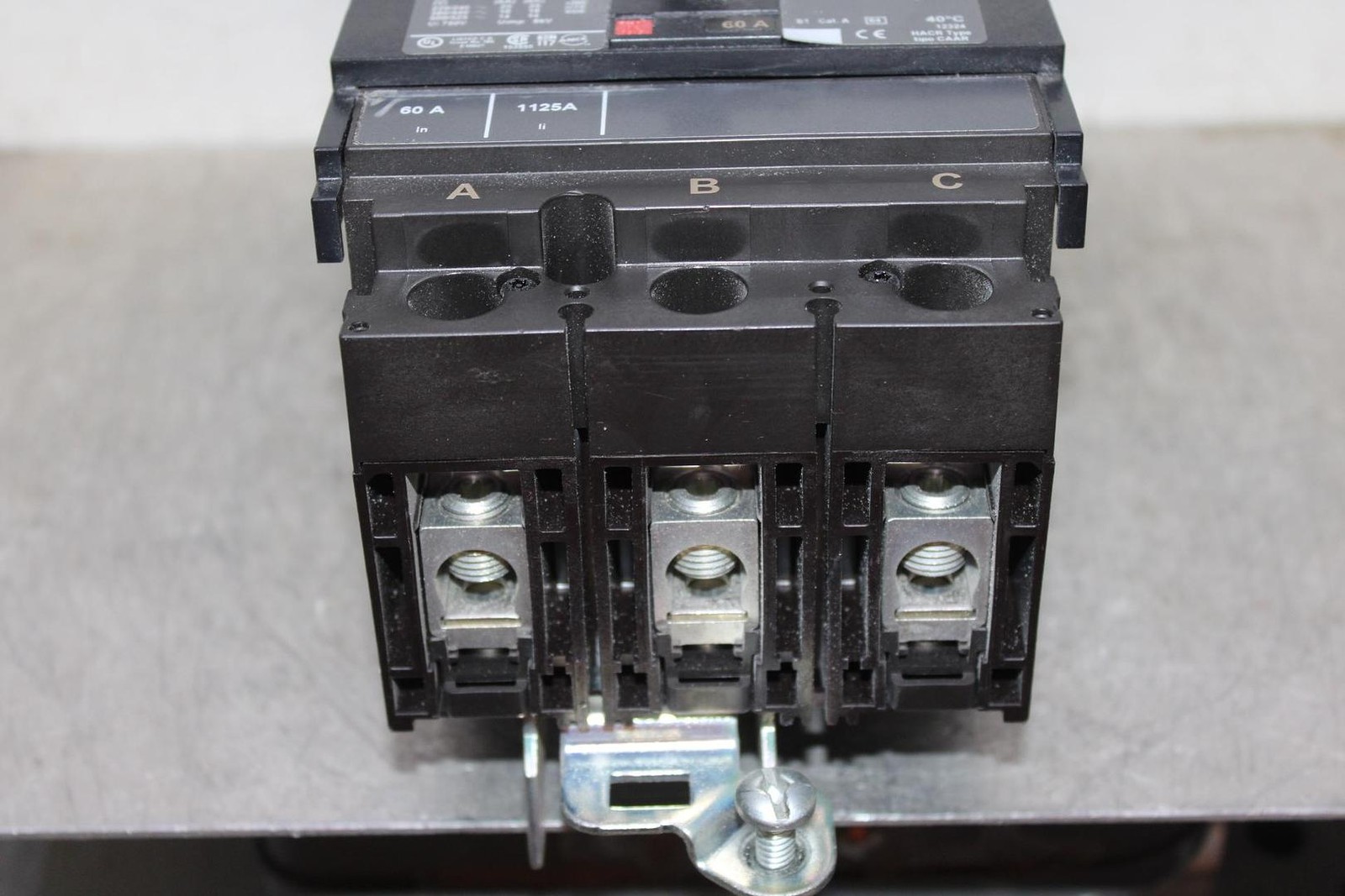 SQUARE D POWERPACT I-LINE CIRCUIT BREAKER HDA36060 60 AMP 600 VAC 3-POLE