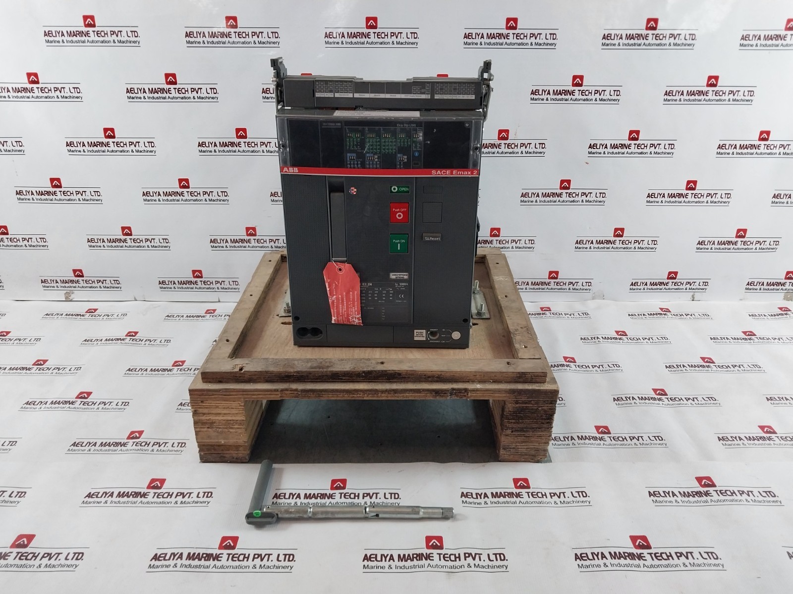 ABB E2.2N Air Circuit Breaker EMAX 2 50-60HZ 24VDC RN0614001