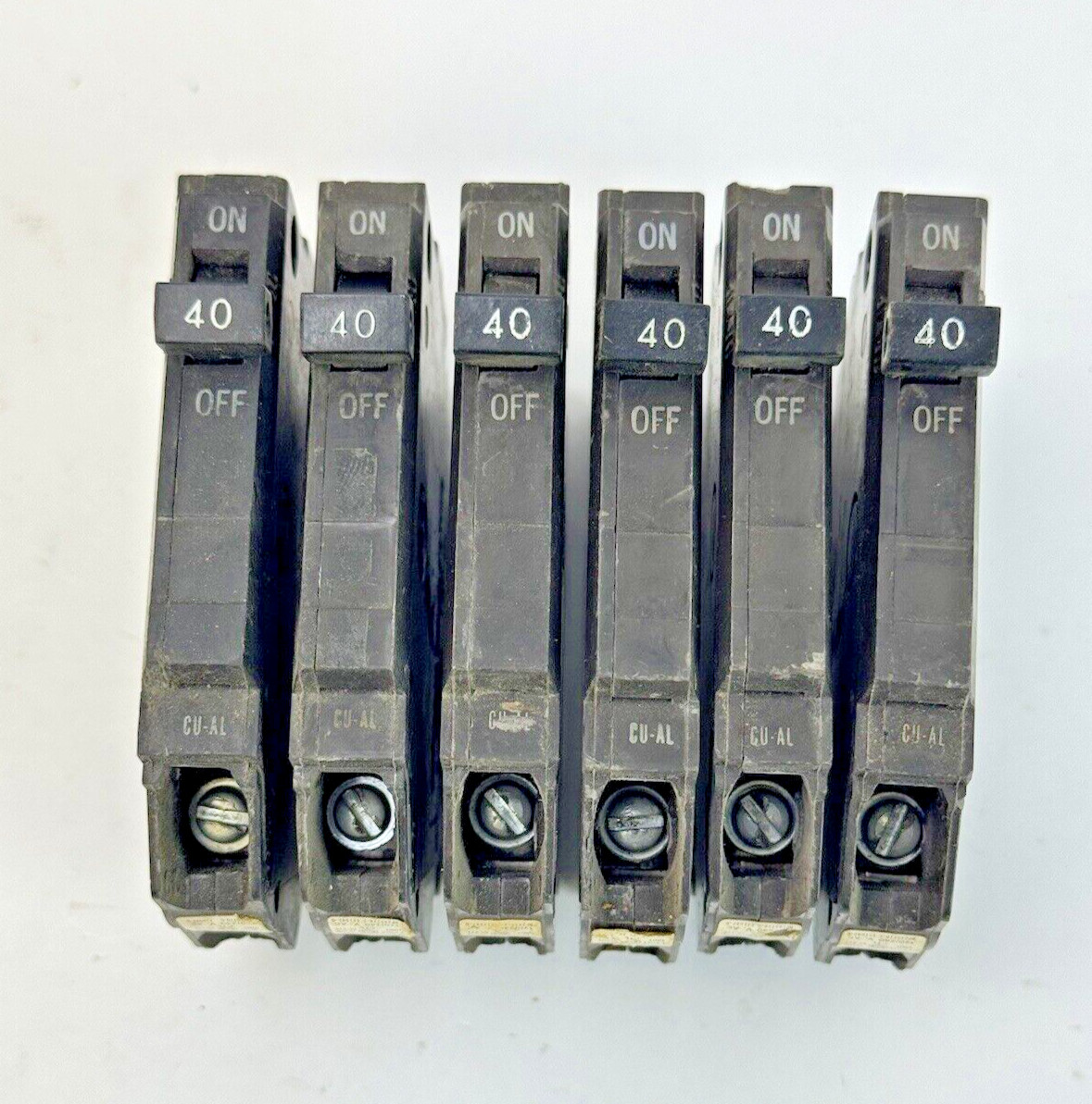GE **LOT OF 6** THQP140 – CIRCUIT BREAKERS – 1 POLE, 40 A, 240 VAC