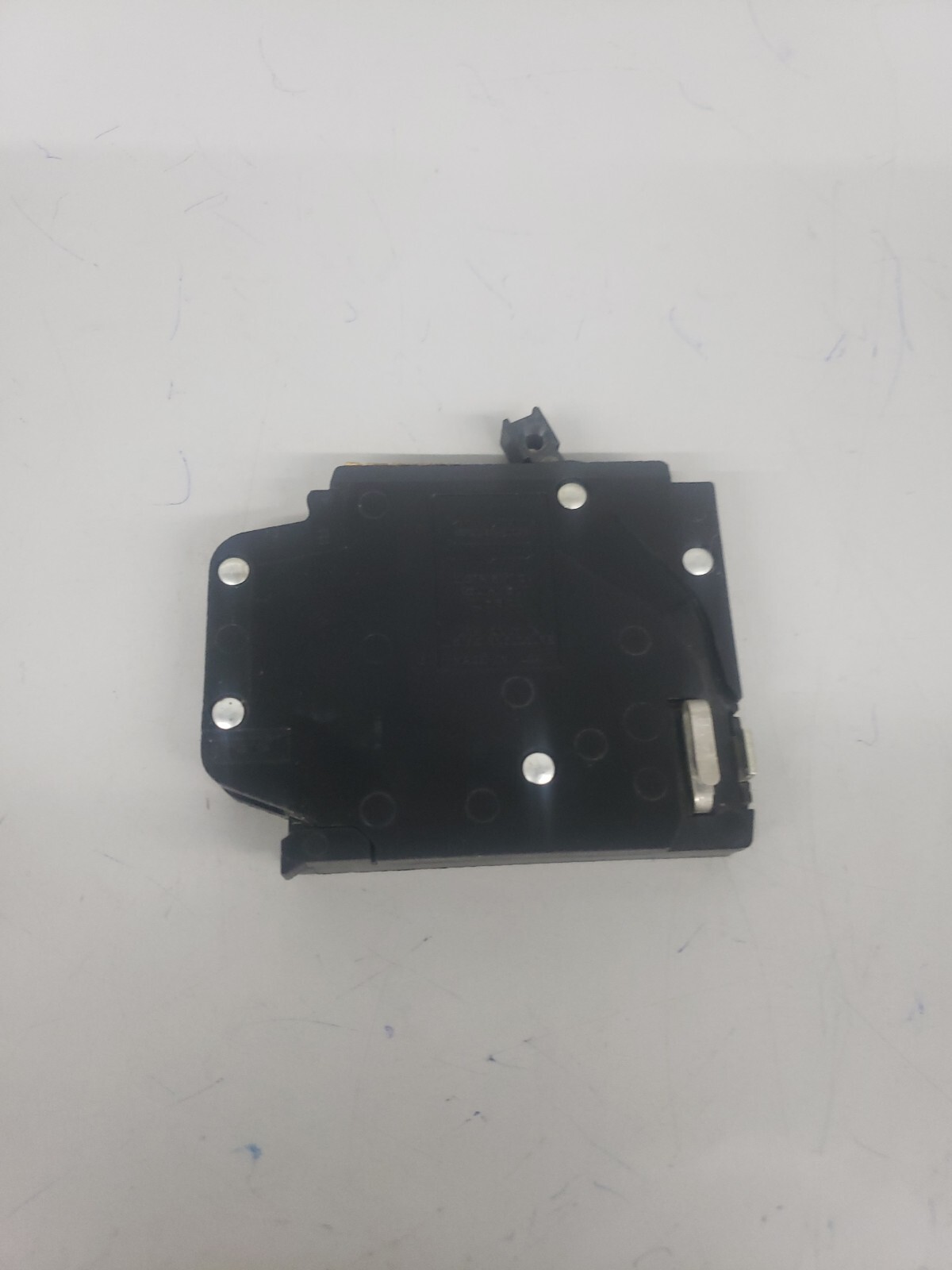 Crouse-Hinds 15 Amp 1 Pole MM115 MH/MM Circuit Breaker Right Clip Hook