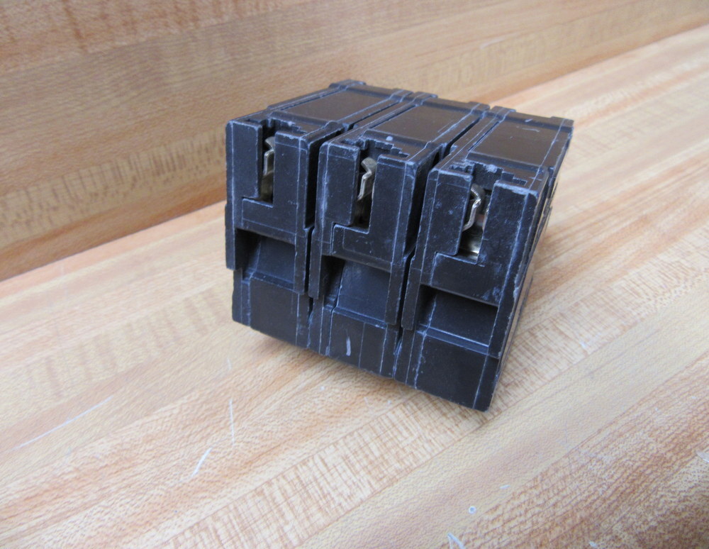 General Electric THQL32030 GE 30A Circuit Breaker 3P