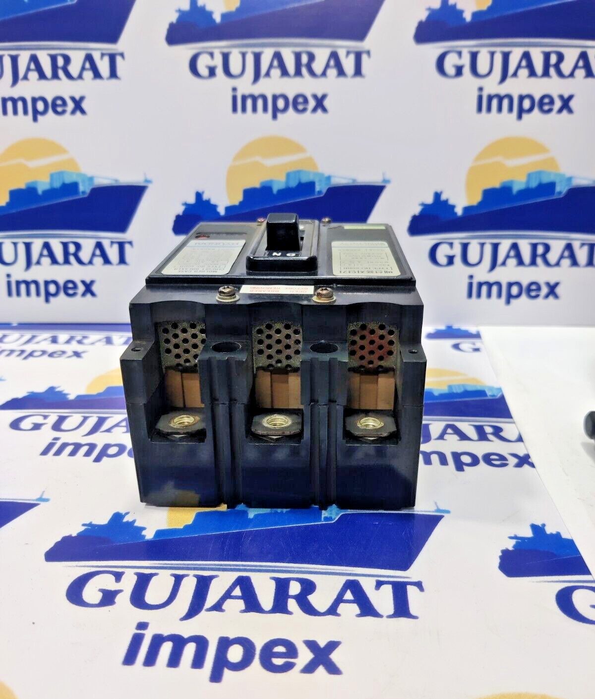 HYUNDAI ELECTRICAL HO60BB CIRCUIT BREAKER 15A 3P AC600V DC250V 10KA TESTED OK
