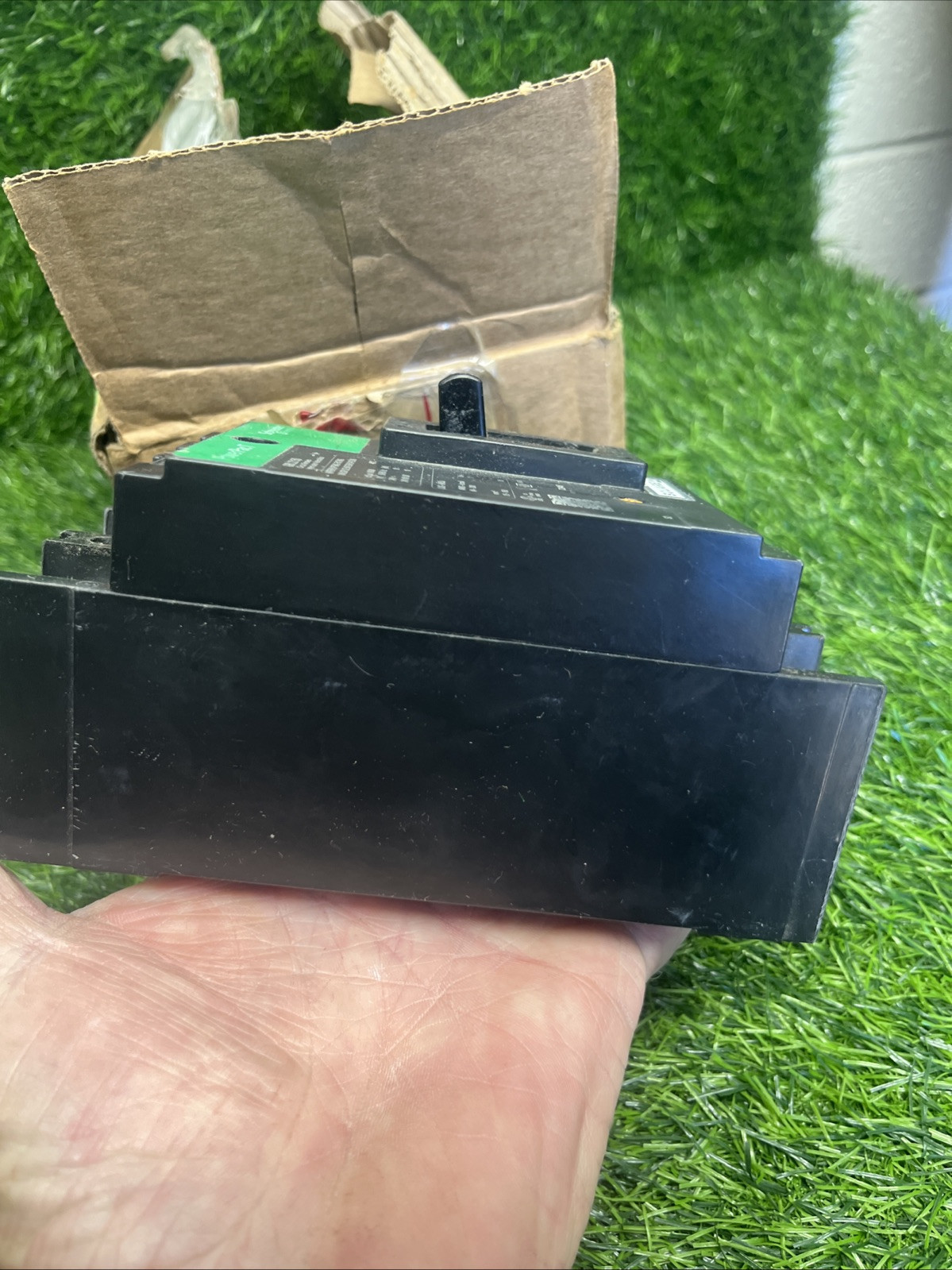 Square D PowerPact feed through Circuit Breaker 150A 2 Pole 2P 240V QBL22150 NEW