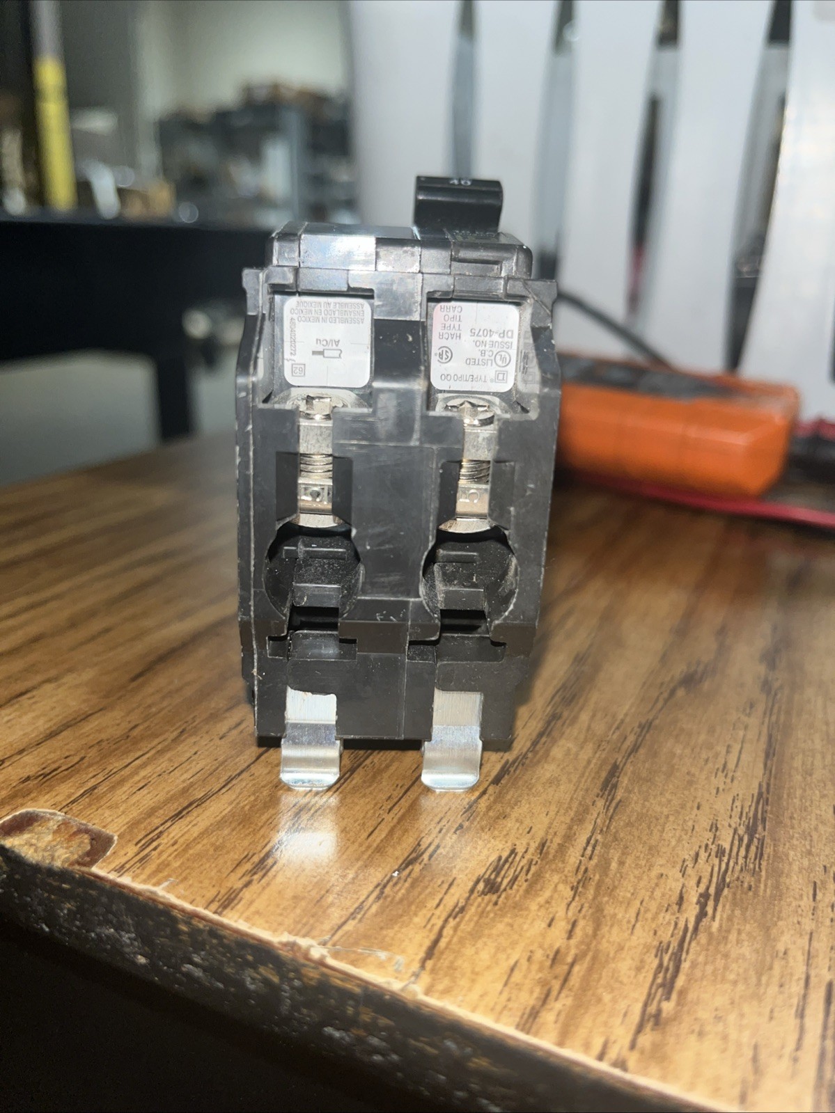 Square D QO240 40 Amp 2 Pole 120/240 Volt Plug-In Circuit Breaker (A)