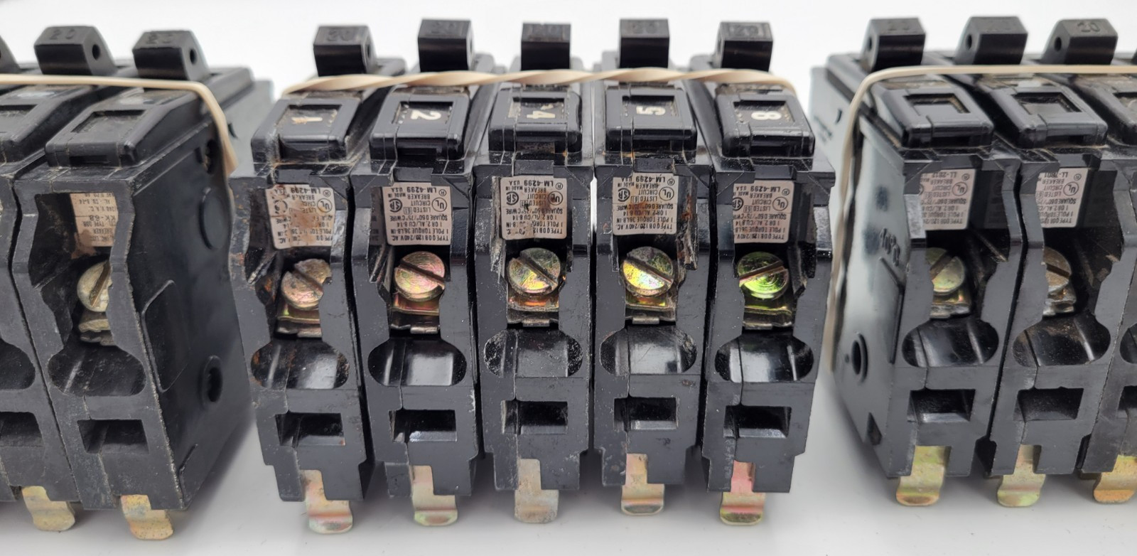 Square D QOB120 20A 1-Pole Bolt On Circuit Breakers Type QOB (Lot of 10) USED