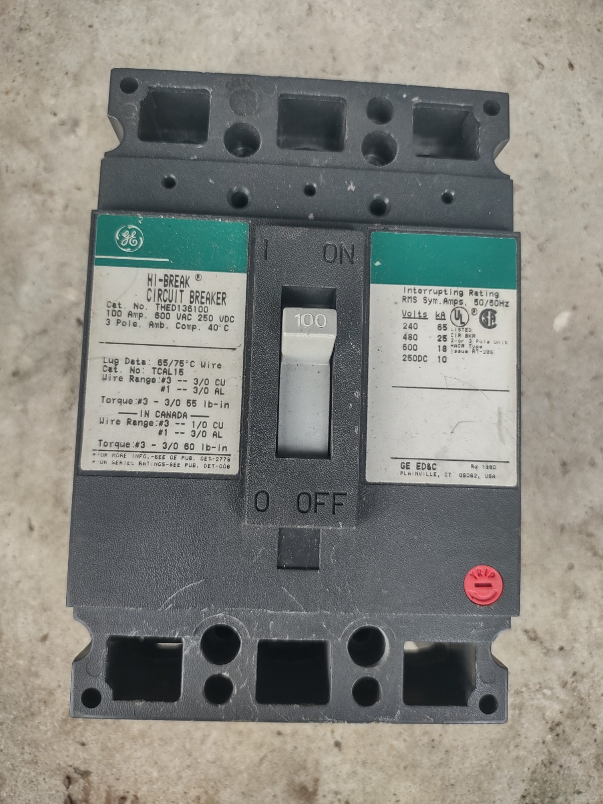 GE Hi-Break THED136100 100A 3-Pole Circuit Breaker Type T 600VAC/250VDC