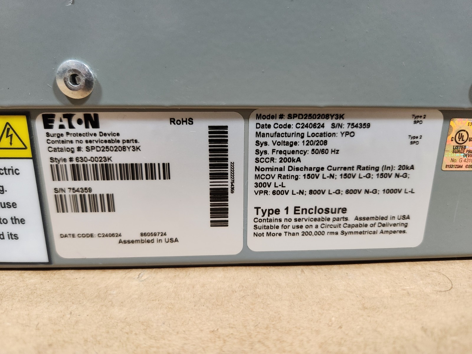 EATON SPD250208Y3K SPD 250kA 3-Phase 120/208V wye (4W+G) STD w/Surge Count NEMA1