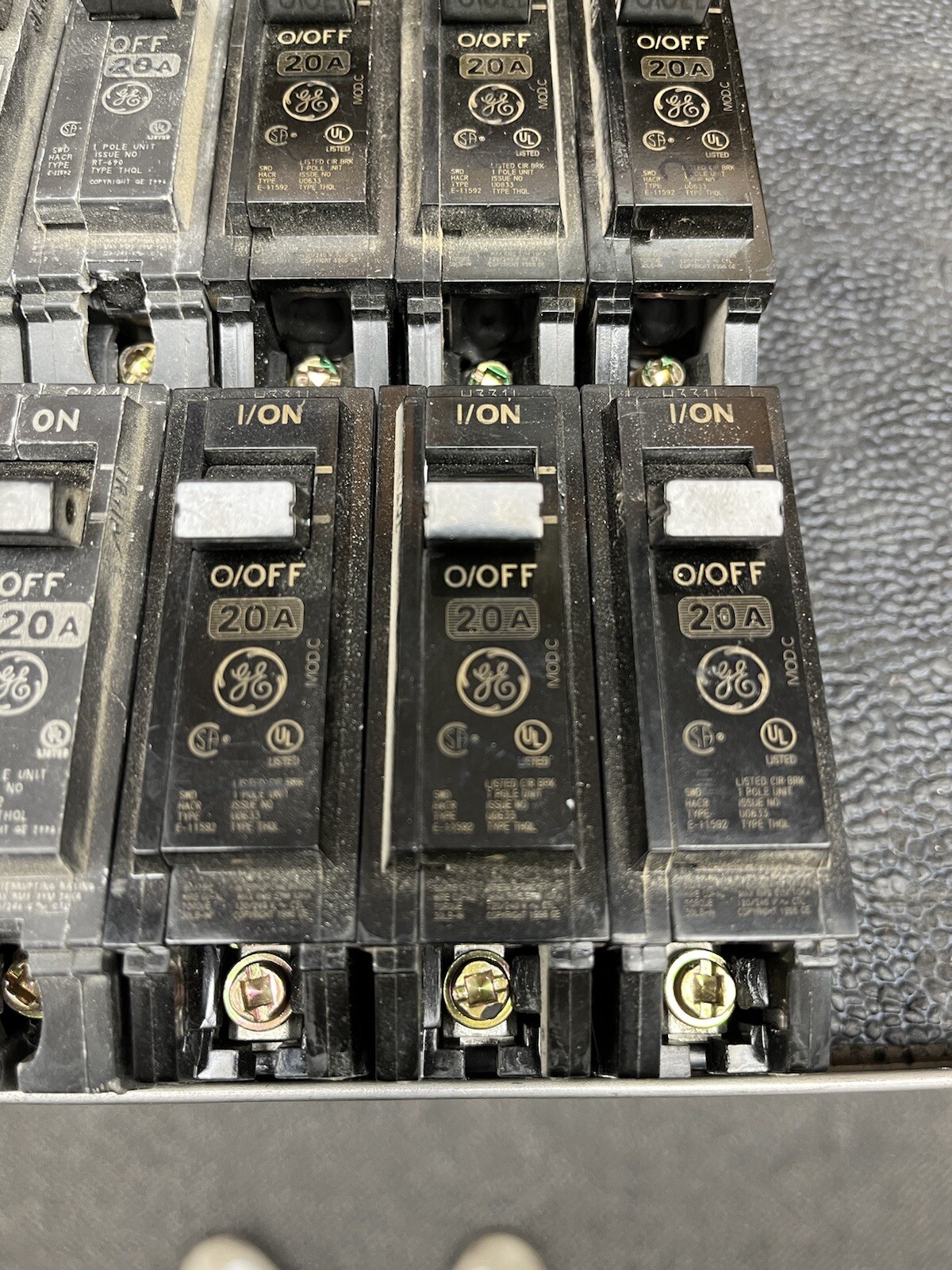 24 Lot General Electric Circuit Breakers 20 AMP