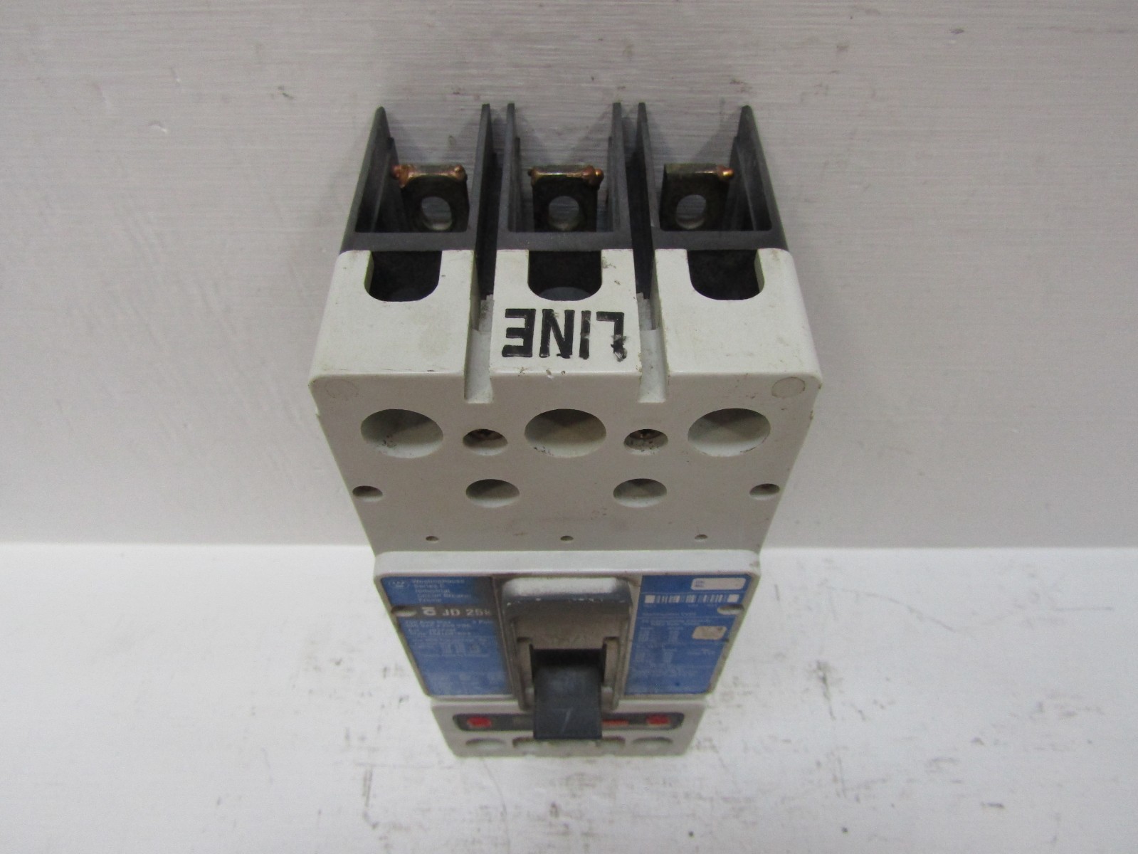 Westinghouse JD3250F 250 Amp 600V 3-Pole Circuit Breaker with 200A JT3200T Trip