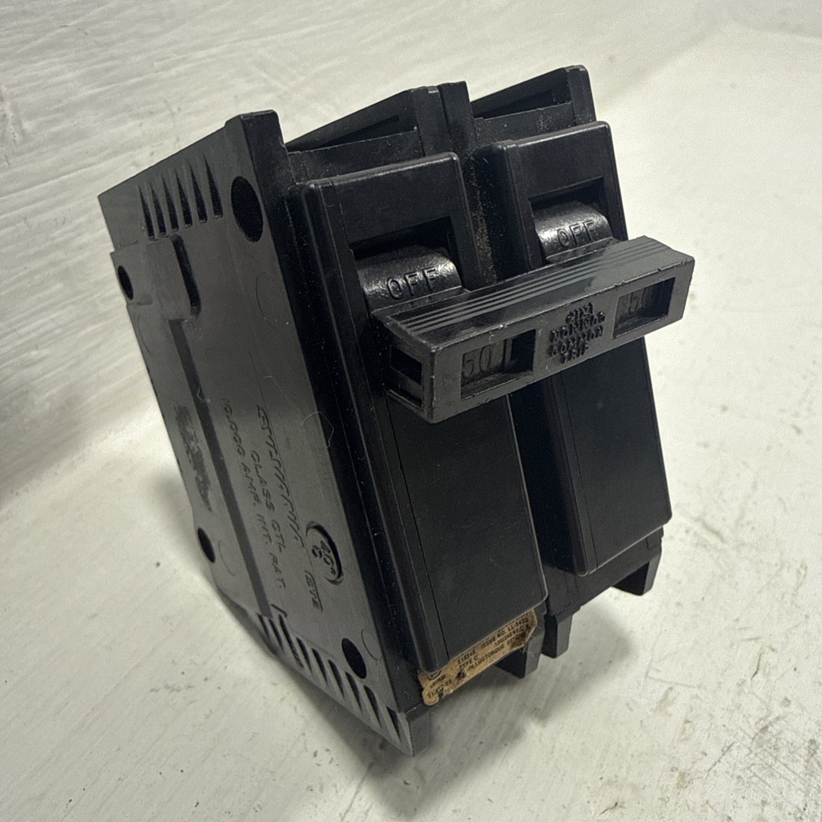 GTE Sylvania C250 50 Amp 2 Pole Circuit Breaker Type C 120/240V 50A 2P Plug In
