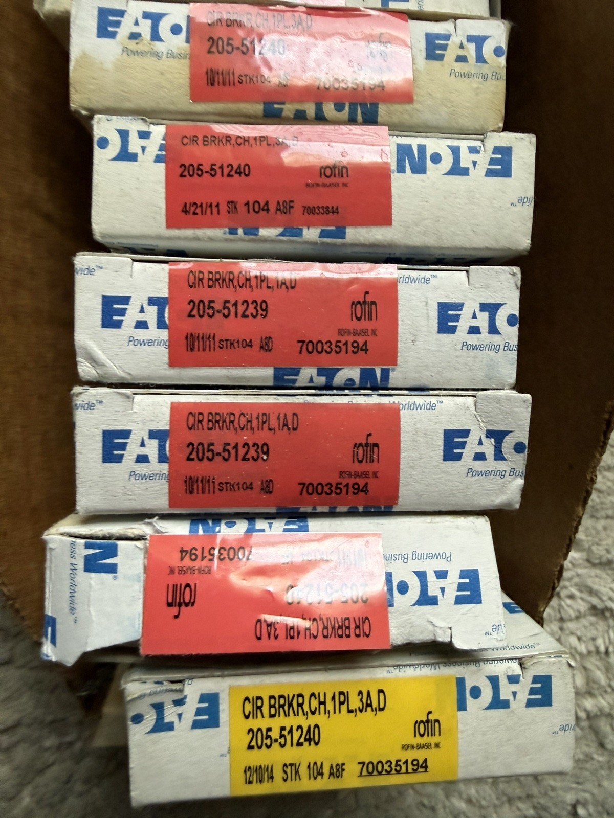 Lot Of (19) Eaton Circuit Breakers Din Rail Mounting Varity Set, New old Stock