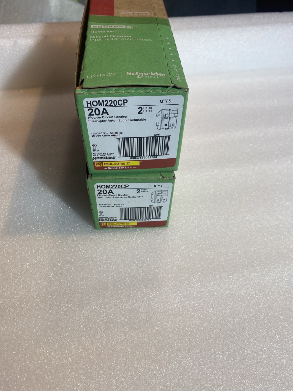 Square D Homeline 20 Amp 2-Pole Circuit Breaker QTY 5 Box HOM220CP