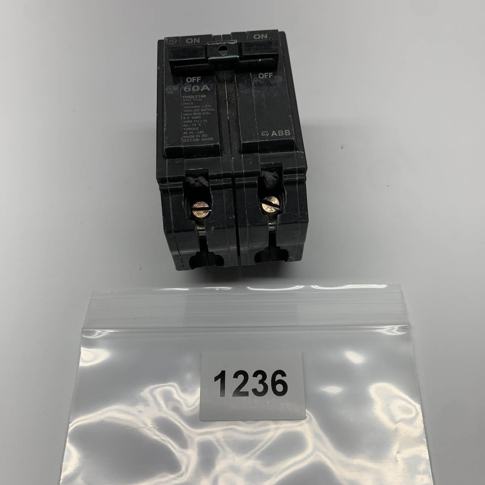 GE THQL2160 60A PLUG-IN CIRCUIT BREAKER 120/240V 2 pole 60 Amp