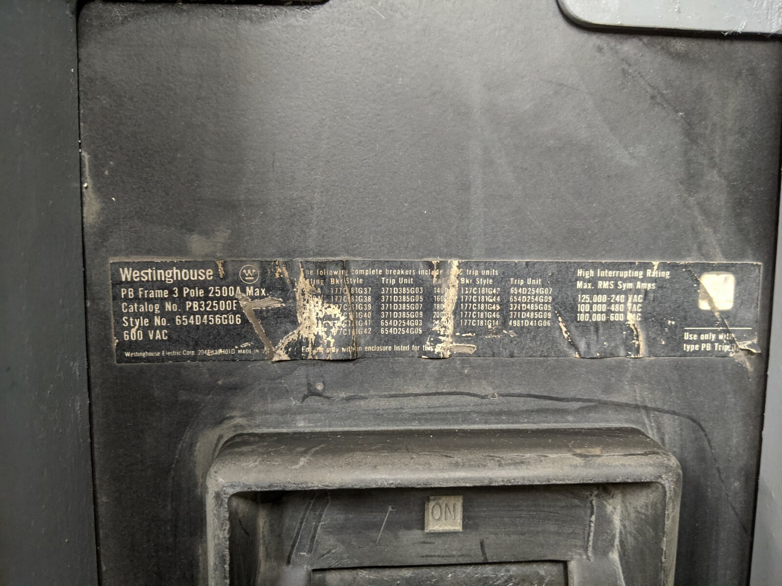 Westinghouse PB32500F Breaker 2500 A 3 Phase with 1200 Amp Trip unit
